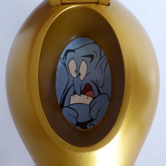 NEW 11” DISNEY ALADDIN GENIE INSIDE LIDDED GOLD LAMP RESIN SCULPTURE - Picture 14 of 15